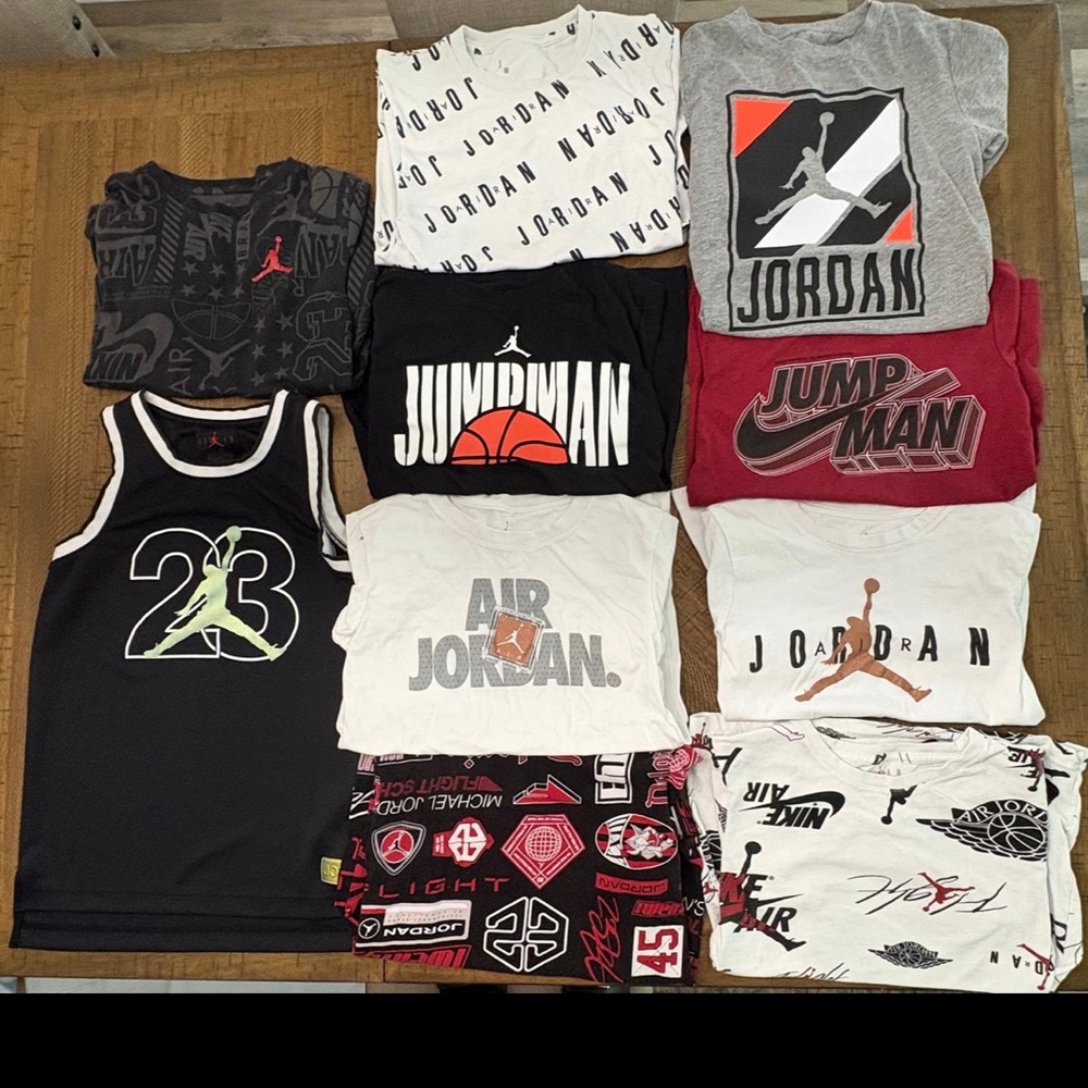 Boys Jordan Shirt Lot 20PS 
Medium 10-12 Air Jordan
Jumpman Bundle